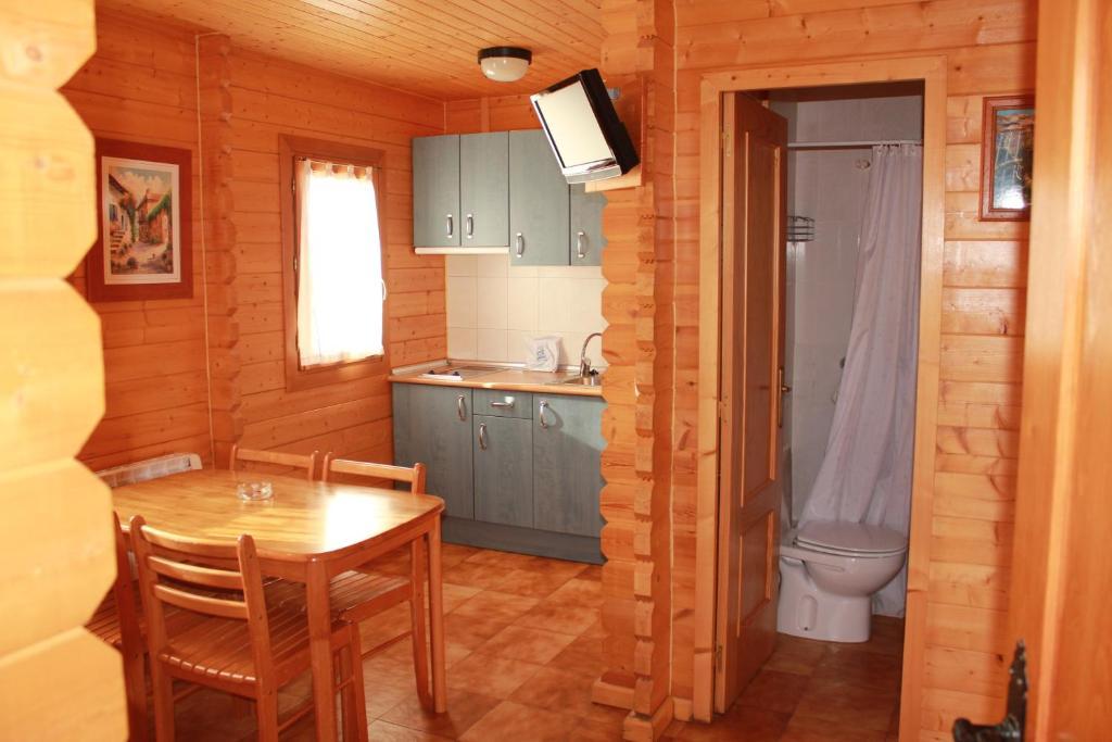 Camping Valle De Tena Sabiñánigo Værelse billede