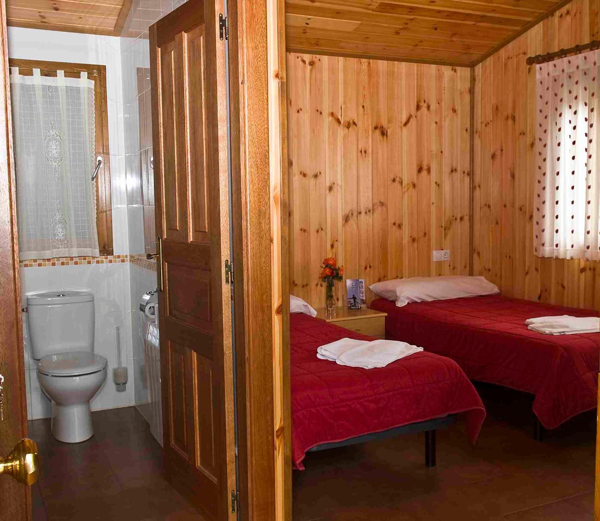 Camping Valle De Tena Sabiñánigo Eksteriør billede